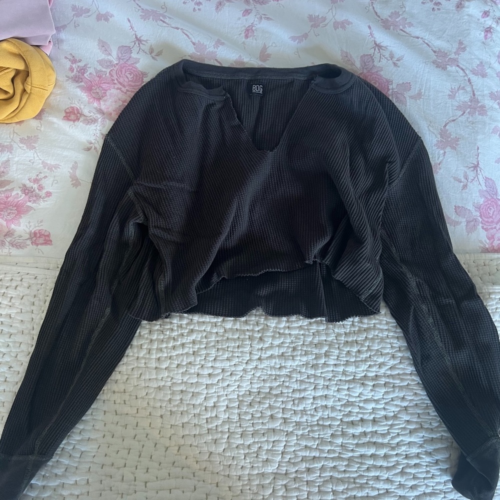 cropped urban outfitters waffle shirt